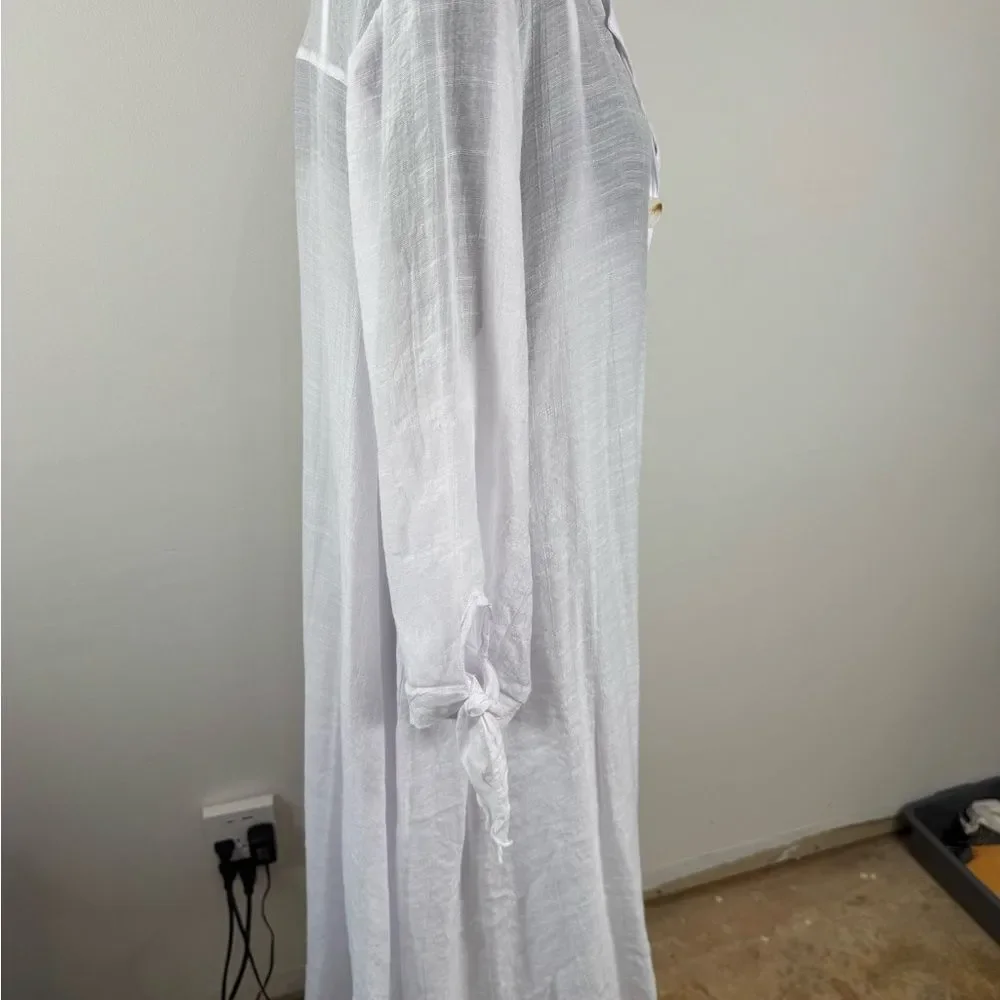 Mlle Gabrielle Light white Textured Fabric dress - Picture 4 of 6